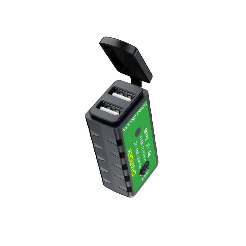 Cargador moto 12V dual USB variante M2A detalle conector — SmartHome Pro