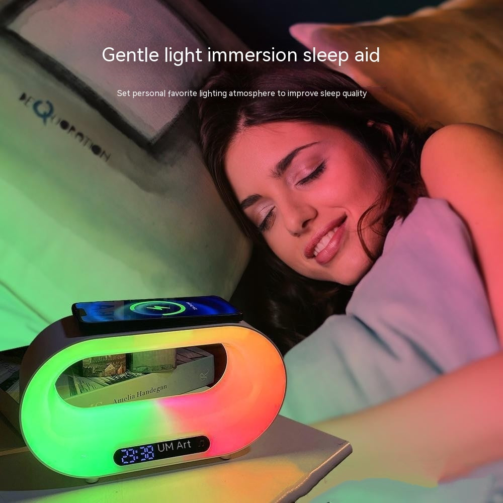 Lámpara LED RGB escritorio con cargador inalámbrico 15W — SmartHome Pro